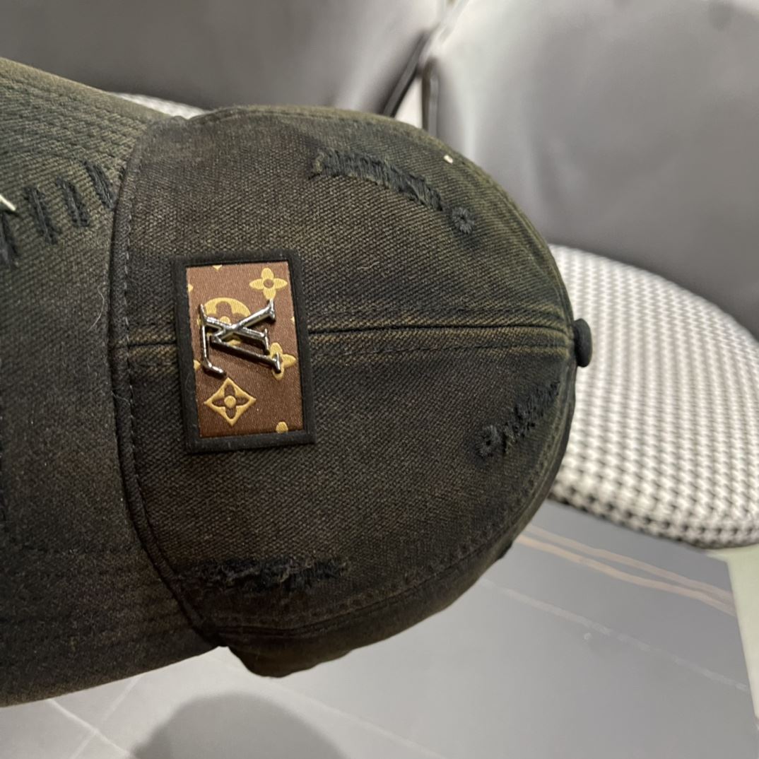 Louis Vuitton Caps